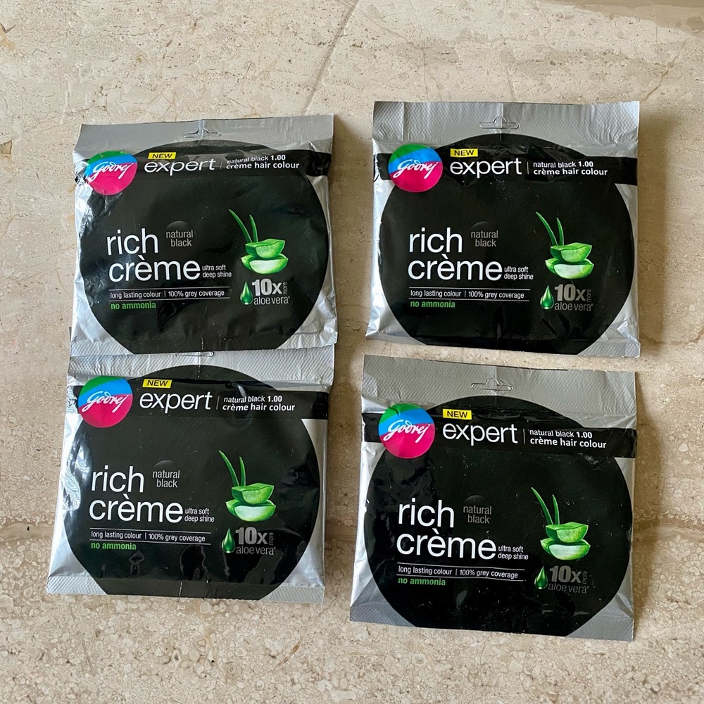 Bundle of 4 hair color black